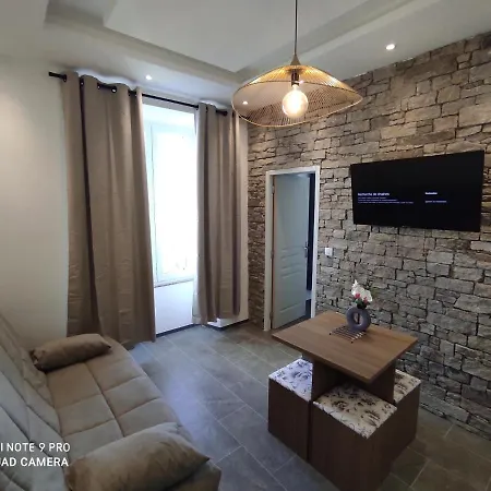 Briloc Centre Апартаменты