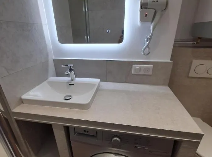 Briloc Centre Apartment